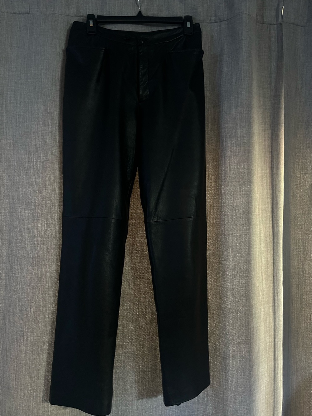 Ellen Tracy Black Genuine Leather women's Pants